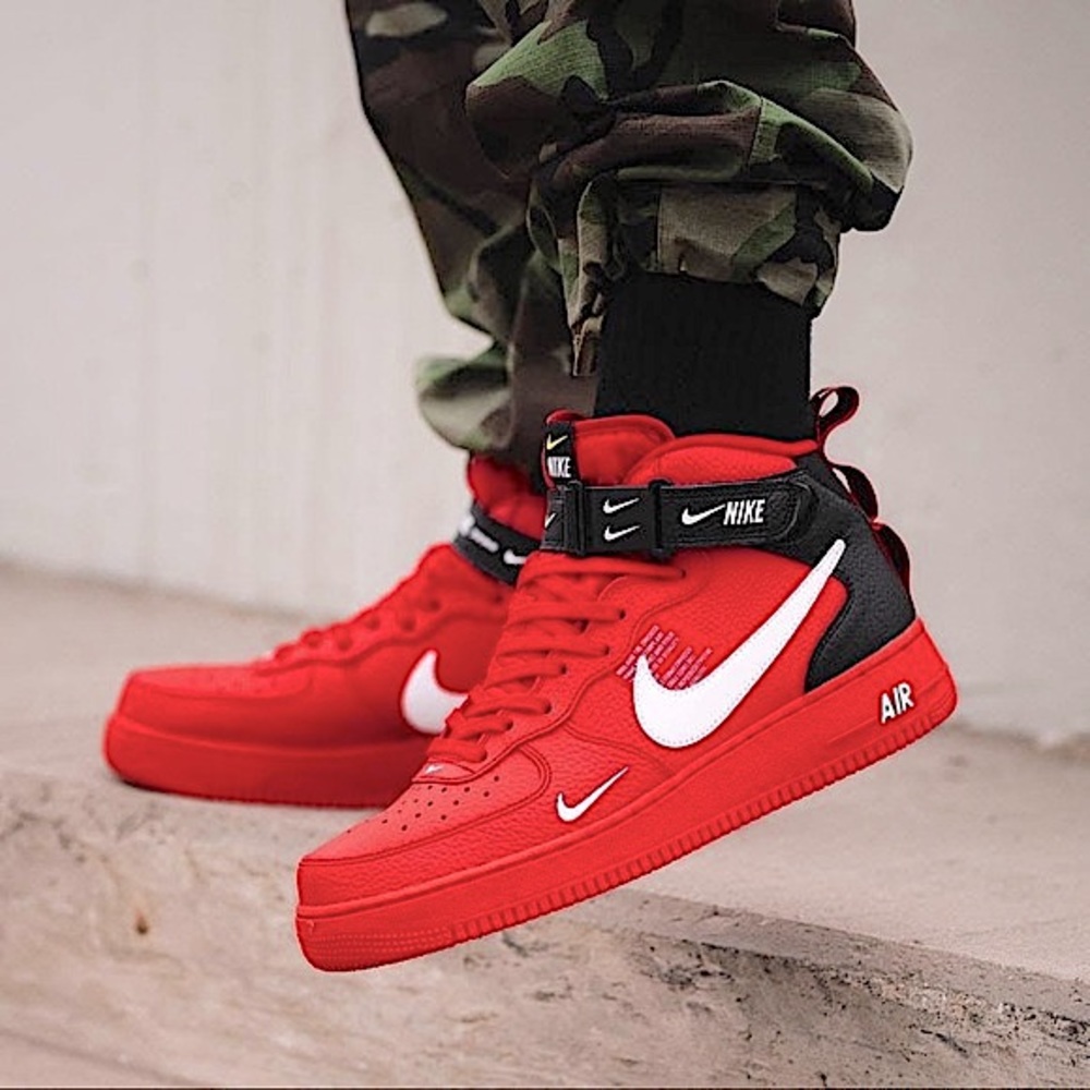 ✅SOLD Nike Utility Air Force 1 Sneakers Size 7 Youth=Women’s 8